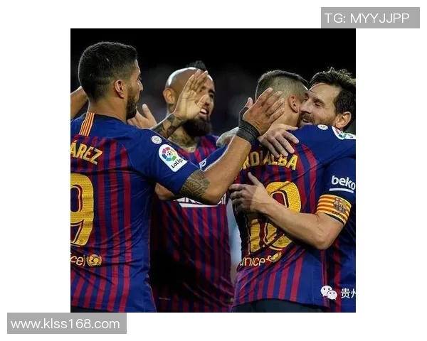 南京足球队与成都足球队赛后复盘分析双方战术意识与表现差异 南京足球队与成都足球队赛后复盘分析双方战术意识与表现差异