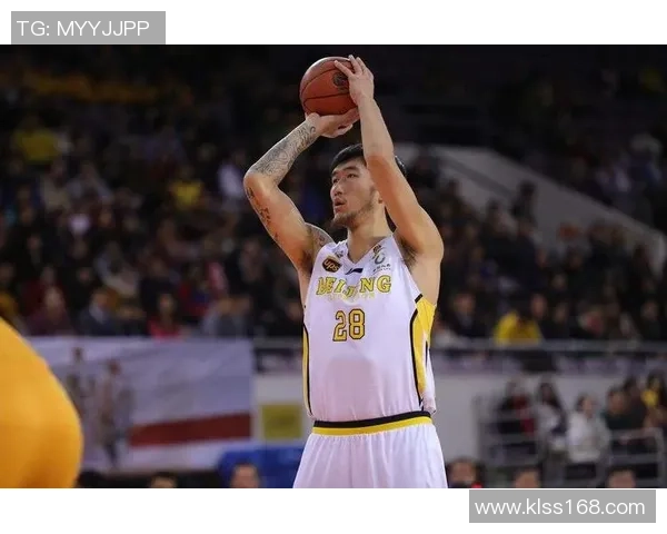 广州网球队以73分稳居精英赛积分榜首位展现强劲实力